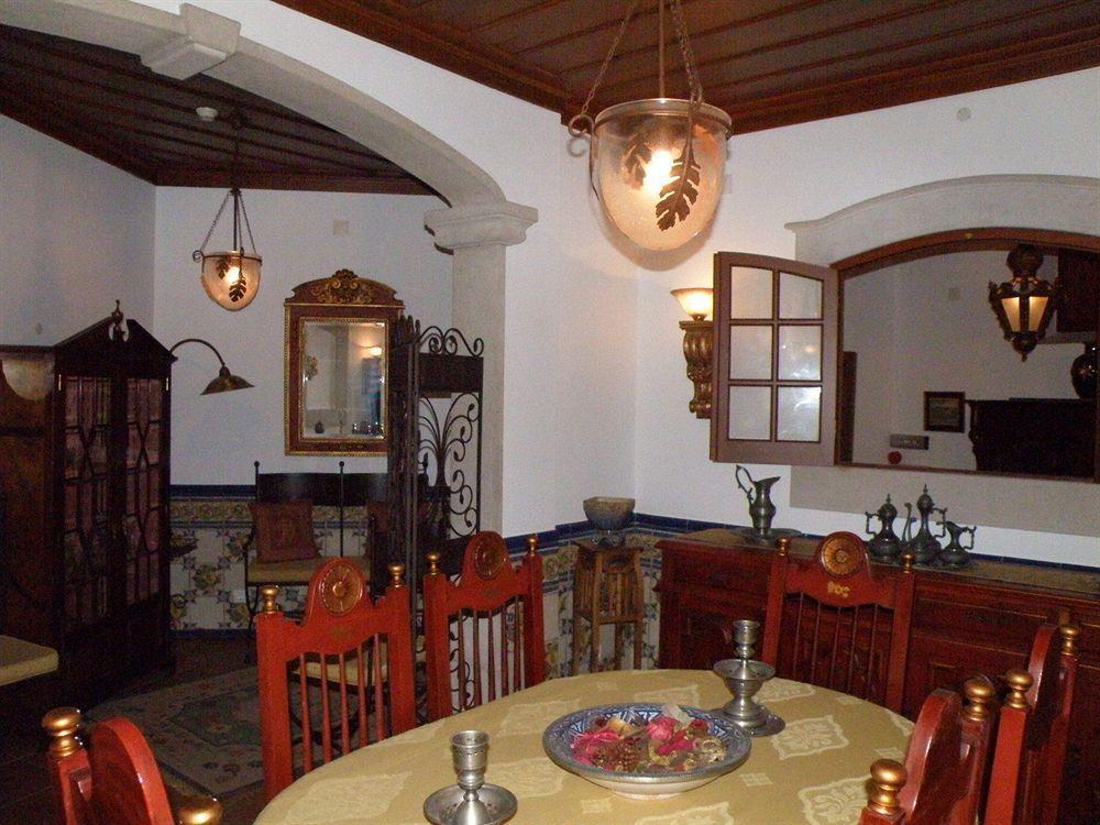 Casa De S. Thiago Do Castelo Hotel Obidos Bagian luar foto